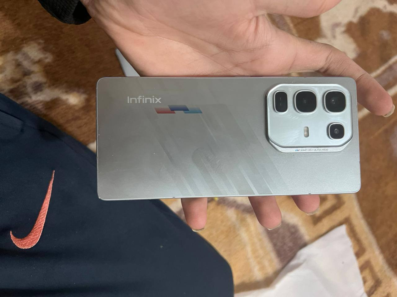 السلام عليكم جهازInfinix NOTE 50 Pro مراوس ايفون 13 برو ماكس***********
