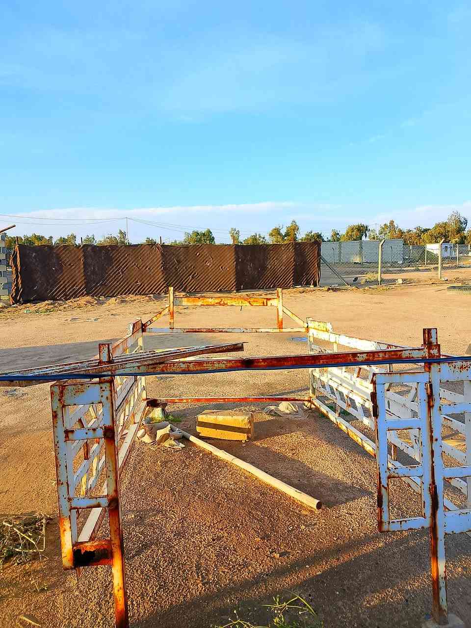 محجر كيا نثيه للبيع العنوان كربلاء  عوزة صبغ المحجر تزگام  السعر اتصل ع الرقم ‏‪‏‪0780 968 4117‬‏
