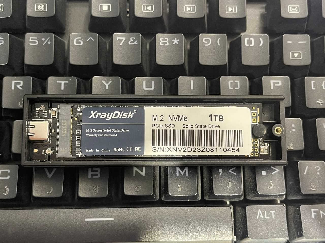 من رخصة الادمنية
هارد M.2
حجم (1TB)
مع راك وكيبل لنقل المعلومات
السعر 60 الف شامل التوصيل


**إذا كنت صاحب هذا الإعلان وتريد حذفه لأي سبب، رجاءا أرسل رسالة إلى الدعم الفني**