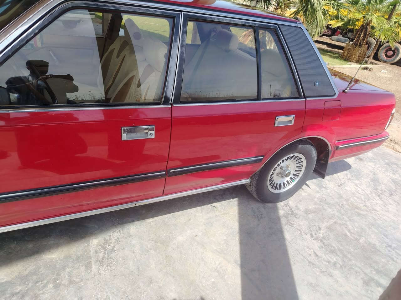 للبيع سوبر 85بلاديه بدون صبغ فقط الدعاميه الاماميه مصبوغه رقم بغداد انكليزي باسمي كير ومحرك بلاد اوتوماتيك مكان الانبار الكرمه /***********
