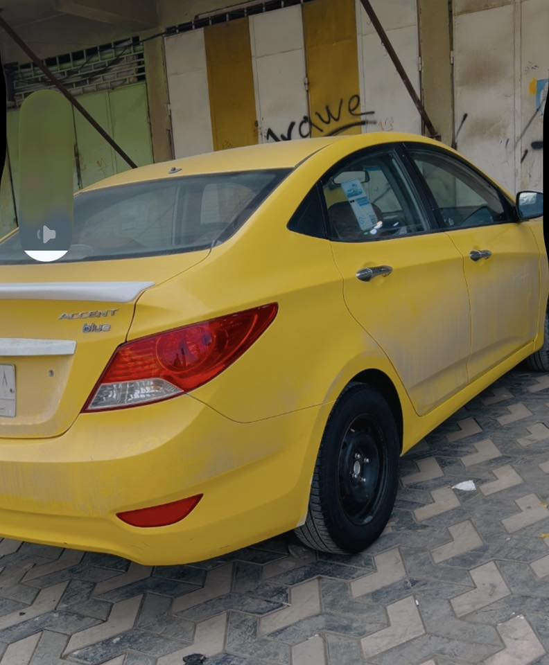 اكسنت 13  خليجيه كفاله بس تعديلات بل دوس فقط كير مكينه كفاله سياره جاهزه حجم المكينه 1600 سنويه صارله اربع اشهر من صقطت امداور ثاني يوم سعره  85 وبيه مجال قليل *********** مامتواجد عل خاص
