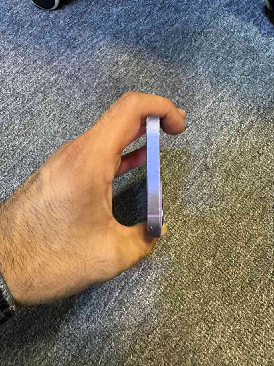 Iphone 12 دوو کامێرە
زاکیرە ٦٤💾
پاتری ٨٤🔋
یەک سیم+ ئی سیم
بە زەمانی دارو بەرد بەس جامی سەر شاشی گۆراوە
   کەمێک مەجال  ١٥٠$
رەقەم مۆبیل *********** Singapore
