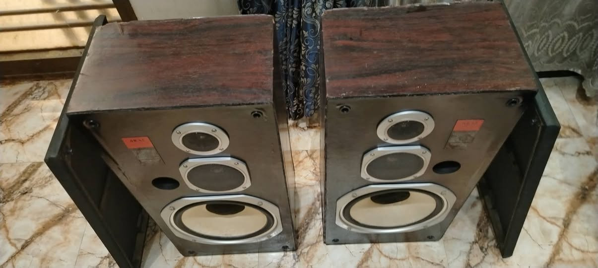 AKAI SW A301
سبيكر اكاي ١٢ انج ١٣٠ واط


**إذا كنت صاحب هذا الإعلان وتريد حذفه لأي سبب، رجاءا أرسل رسالة إلى الدعم الفني**