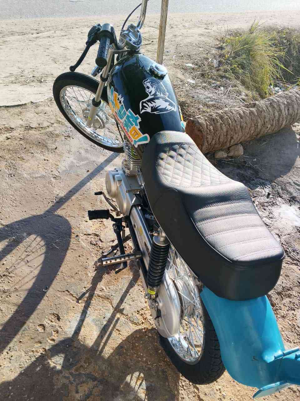 ‏سلام عليكم انتنس 25تعمير جديد بشهر 11 ثاني تبديله دهن اوراق 7 بعدهي وضع شركه كله بلادي غراضه واصلي ماعايزه لو برغي ربع مذب كبل شغل اطلع لشارع الله شاهد بس بالبيت مانطلع بيهه عدم فراغيه بالشغل دراجة  تجي تفحصه بيه شي تاخذه بلاش واليريده بي خير ويدلل مكان طويريج الاستفسار خاص فدوه موشراي لايدخل ***********
