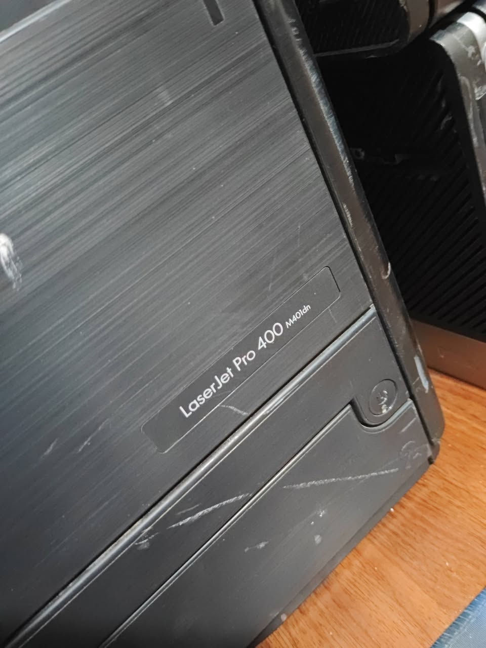 السلام عليكم
طابعه HP LaserJet Pro 400 M401dn نقص كاترج
السعر قيم واخذ 
ملحقاتها كيبل بور بس
ما عندي توصيل مكاني بغداد الزعفرانيه 
***********
