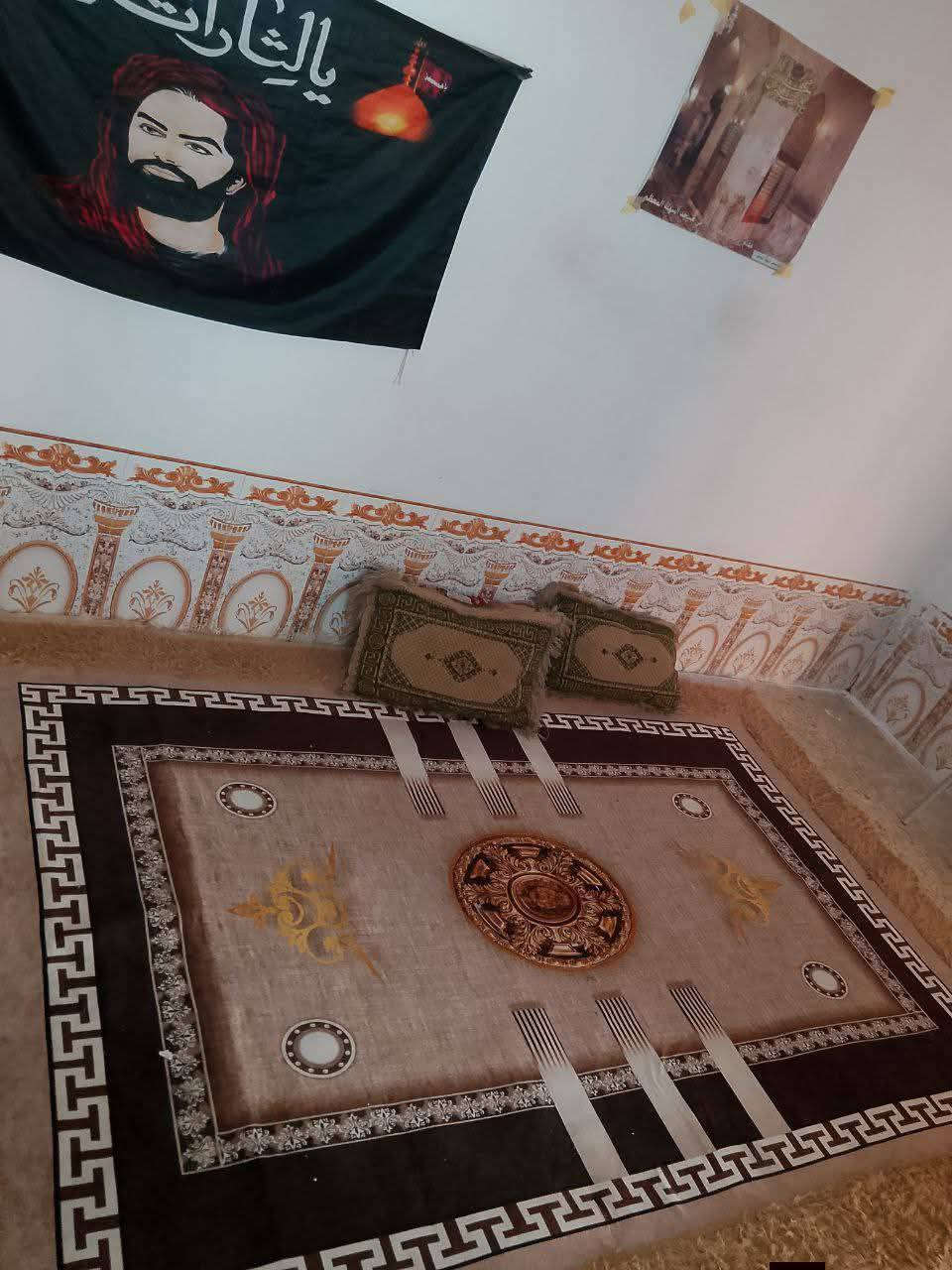 بيت 130 متر بالكوفة قريب فلكة الدلال يبعد عن مسلم 10 دقايق   منطقة البو نعمان عمود 20 خلف مدرسة المقداد مسافة قليله عن الشارع يبعد  مكون غرفة و صالة ومطبخ واستقبال صحيات داخلية وخارجية طابو زراعي سند 25..  يبعد عن الشارع ٣٥٠ متر..مسافة قليلة  السعر 30 مجال قليل   تفاصيل اكثر خاص او واتساب ***********
