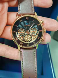 تومي هيلفيغر • أصلي ضمان سنتين • كرونوغراف ٤٣مم