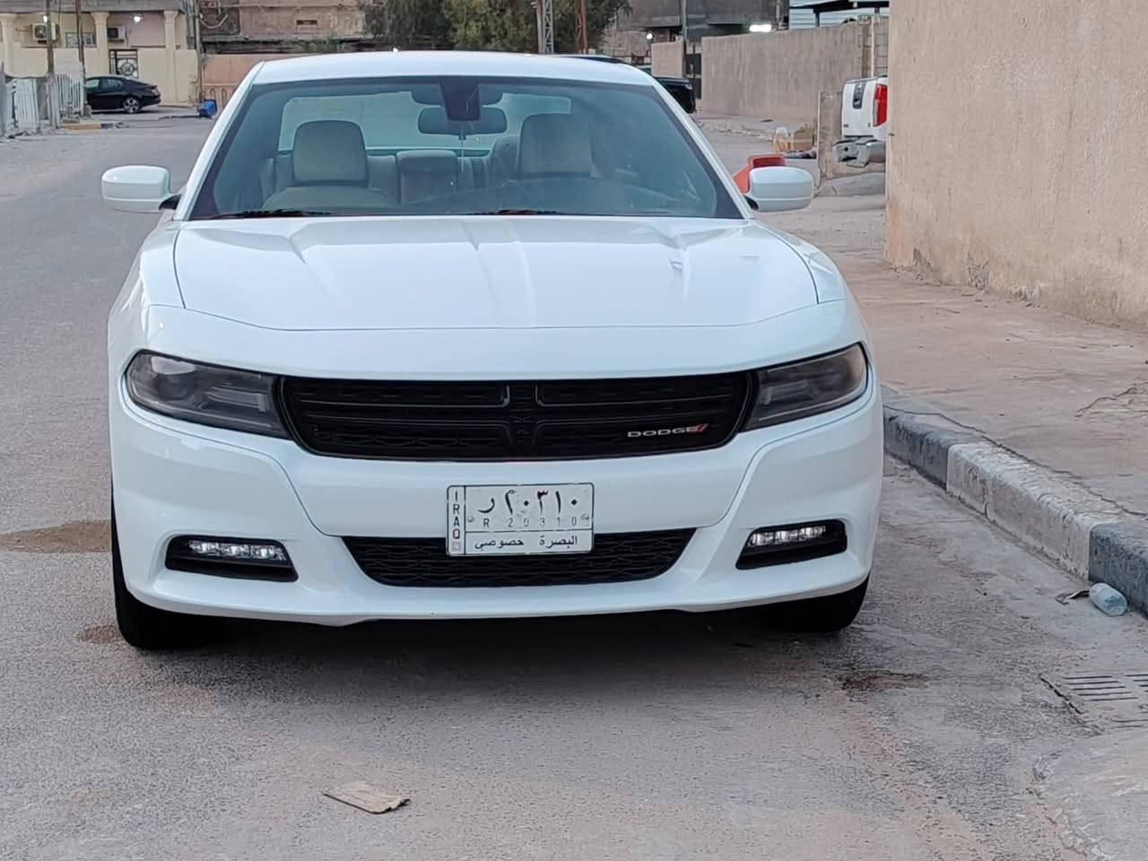 السلام عليكم جارجر ابيض موديل ٢٠١٦ اصل السيارة كندية اكلين مكفولة من الضربة والصبغ    داخل تقرير فقط اي نسبة ماكو السيارة جديد ويوجد تقرير فحص الضمان مرفق مع الصور مشايه 93 العنوان البصرة المعقل قرب محطه القطار
السعر 190 الاتصال ***********
