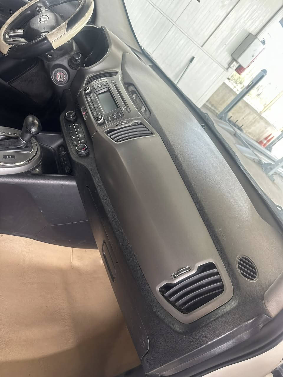 سلام عليكم سبورتج للبيع موديل 
2016واريد أمريكي جاملغ امامي صبغ فقط 
سعر ١٣٠بيه بسيط العنوان بغداد اليوسفية ناحية الرشيد 
***********/***********
