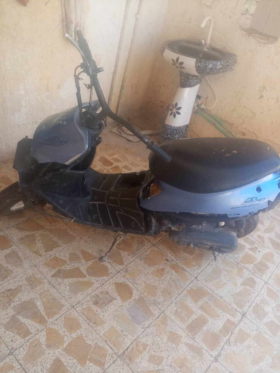 دراجه جانت تشتغل ومتروكه حالين متشتغل للبيع سعر خمسين ***********
