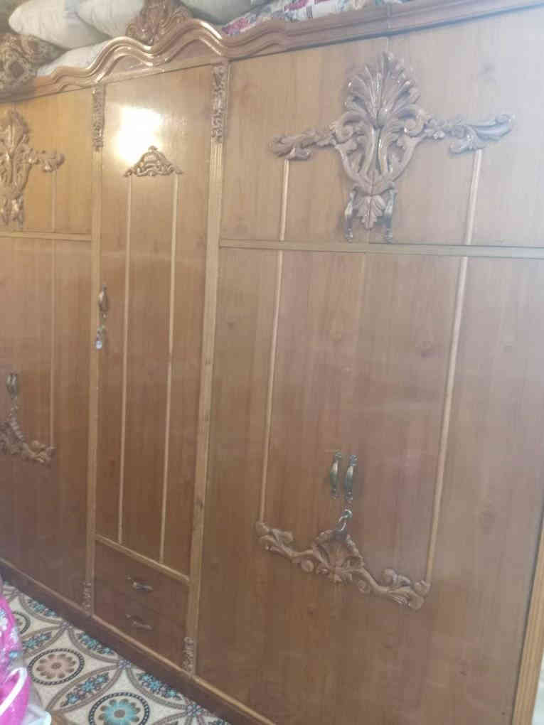 السلام عليكم غرفه خشب عراقي زان جاوه للبيع مليون وبيه مجال مكاني بيع مستعجل مكاني كربلاء بل حر ***********
