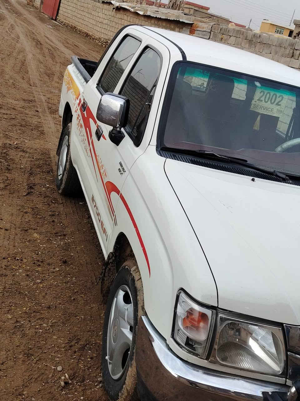 اسلام عليكم بيكم 2002
نضيفه حيل سيارة مال جناي 
مابيها اي ضرر 
السعر 135 بيها مجال بسيط 
تفاصيل اخره اتصل على الرقام 
***********
***********
