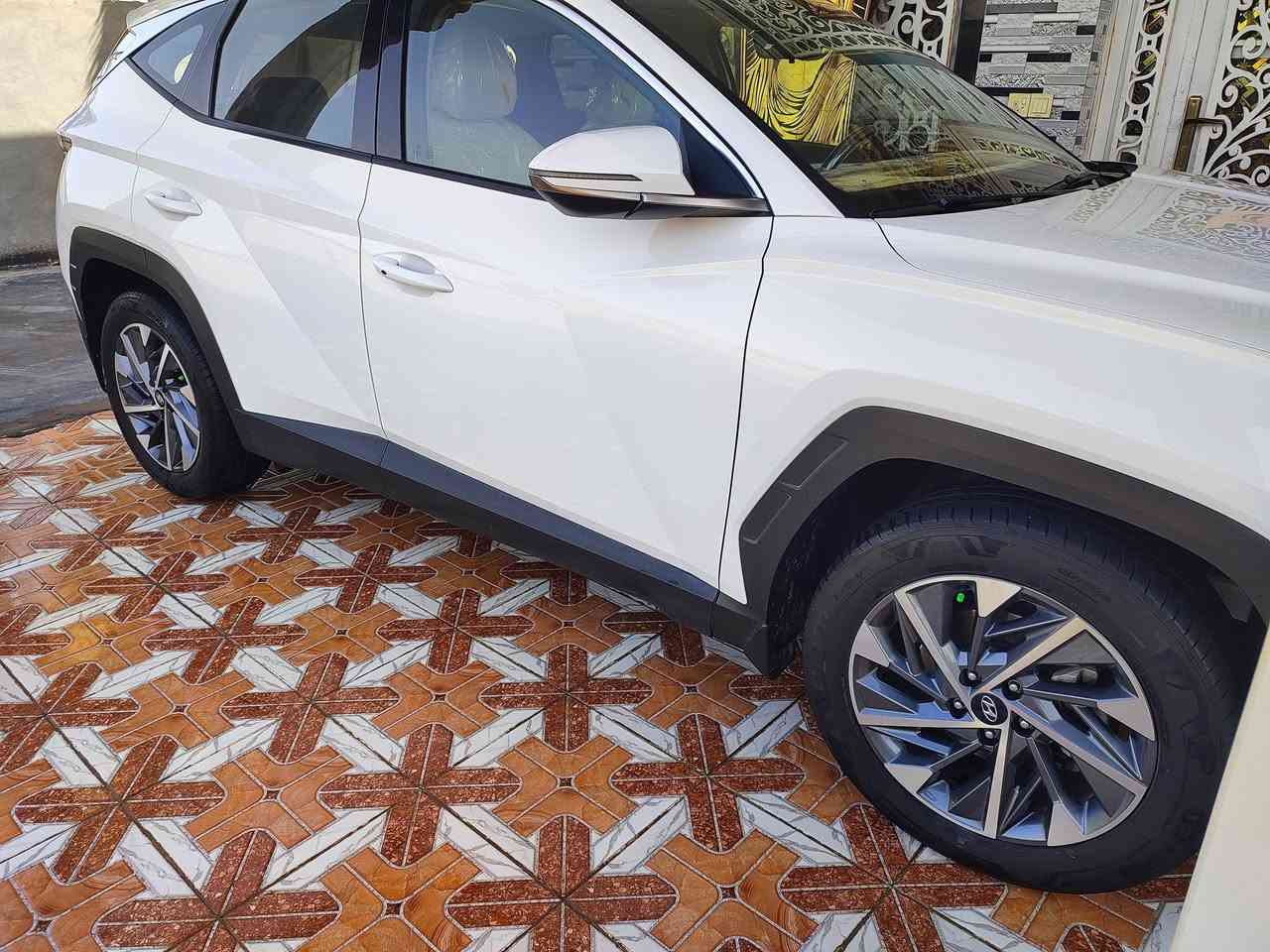 سلام عليكم
توسان موديل 2023 للبيع خليجي مكفوله كفاله عامه من كلشي على وضع الشركه.    مكان السياره بابل
رقم. بغداد 
السعر 115وبيها مجال بسيط 
***********
***********
