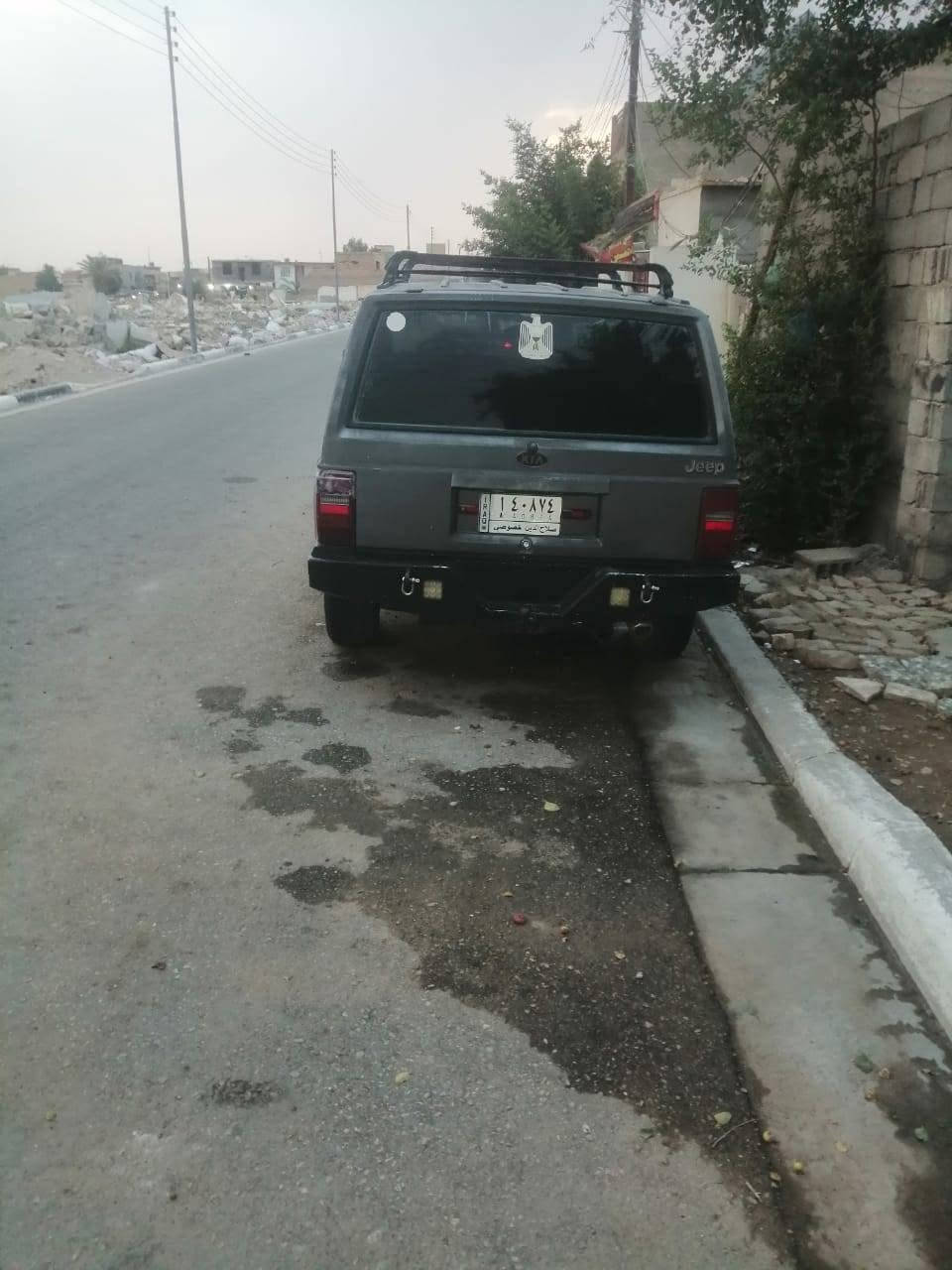جيب شيروكي  شخاطه ١٩٩٠ رقم الماني صلاح الدين سنويه ماساقطه كير محرك بلاد تبريد شغال مكاني كربلاء اتصال أو واتساب ***********
