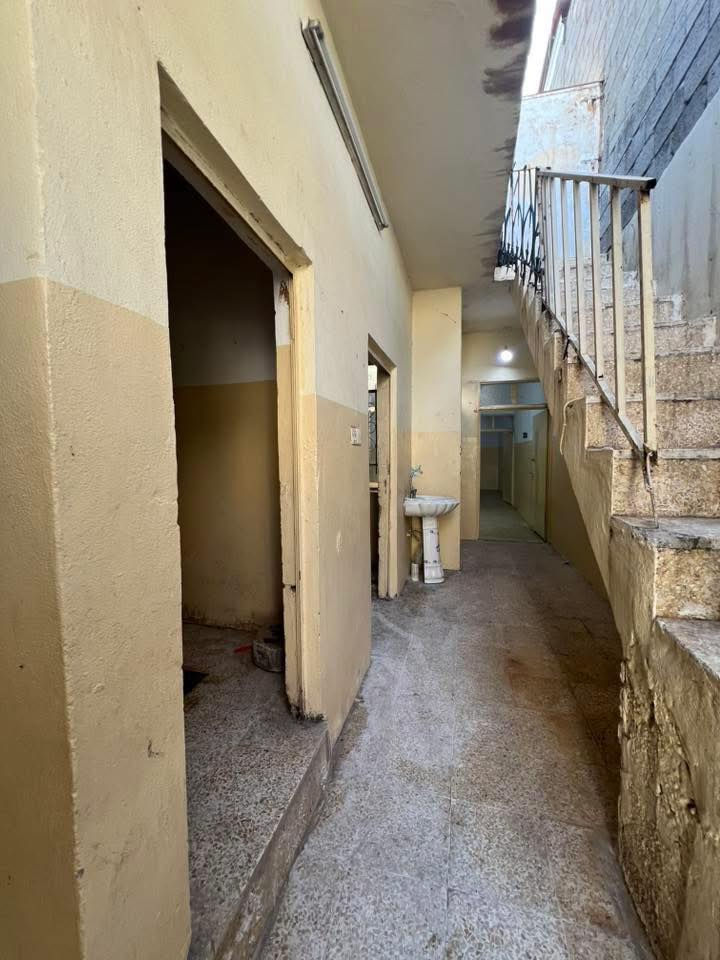 مشتمل للإيجار في حي الوحدة 
غرفه وهول ومطبخ ومشتملات عائله صغيرة ويصلح سكن للطلاب قريب ع جامعه الحدباء 
***********
