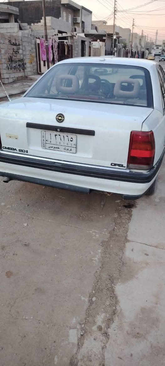 سلام عليكم اوميكا موديل 93 لون ابيض محرك وكير شرط صدر جديد رقم كركوك مشروع وطني سنويه جديده 2030 تحويل وكاله سياره حلوه تخم تاير جديد وسعرها مناسب السعر 23 وبيها مجال شوي المكان الحويجه ***********
