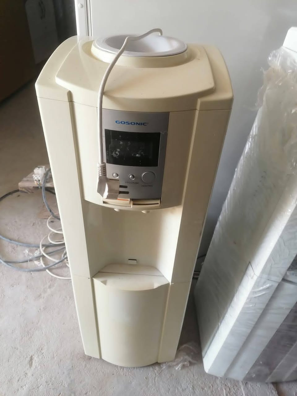 عنوان
شطرة الحولي فرع محطة الكهرباء الجديدة مقابيل حسينية حامي الشمال((نبي الرحمة)) داخل الساحة***********
