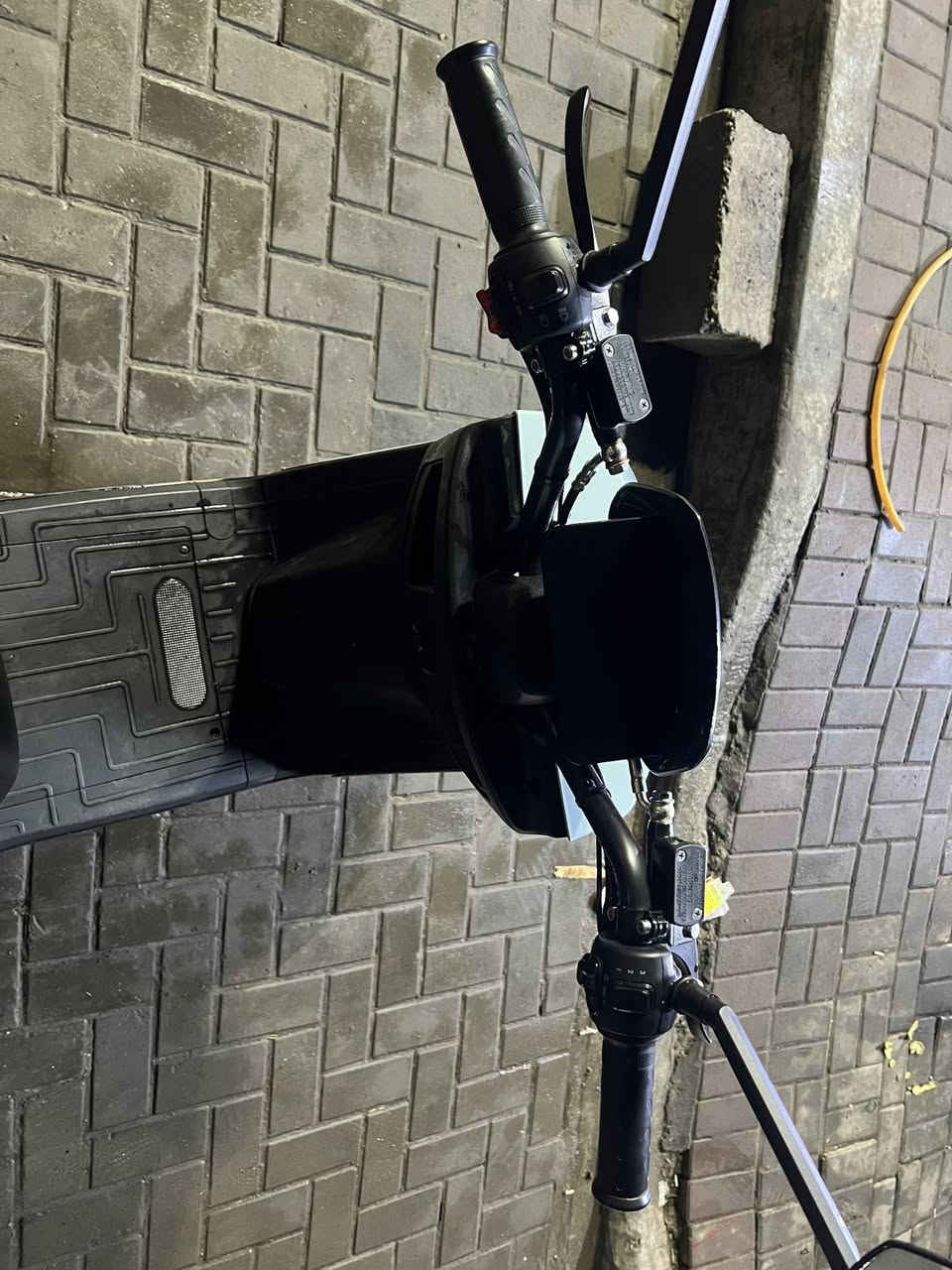 السلام عليكم للبيع صاعقه مديل ٢٥ دراجه أخت الجديده مماشيه قليل 3نمر كير نظام بارك نظام بك كروز سرعه يعني مثبت ٦ بطاريات مسطره ٣٨شرط الفحص منفذ يوسبي ونظافه سعرها ٨٧٥ وبيها مجال تشغيل عن بعد نظام سرقه دراجته شرط النظافه والكفاله استخدام ٤ اشهر فقط


**إذا كنت صاحب هذا الإعلان وتريد حذفه لأي سبب، رجاءا أرسل رسالة إلى الدعم الفني**