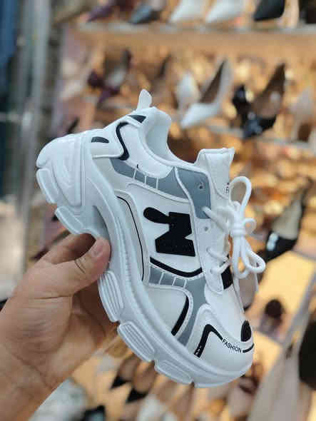 وفرنا لكم ترانشوزات رياضي الموديل الأول Balenciaga
الموديل الثاني New Balance
قياسات من 37الى41
يوجد توصيل
واتساب ***********
عنوان المحل ديالى المقدادية حي المعلمين شارع المخضر مجمع العزاوي مقابل أزياء ناز
