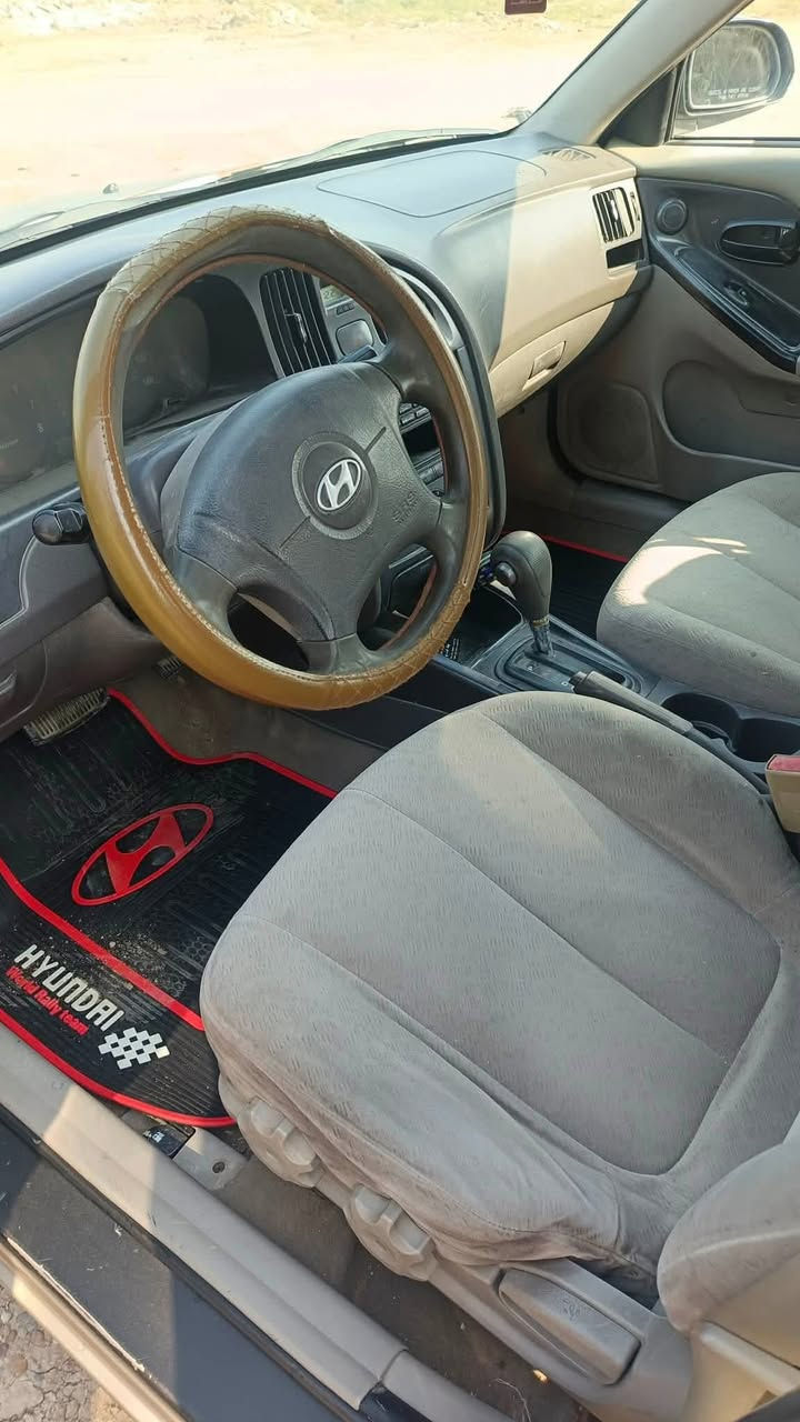 السلام عليكم ورحمة الله وبركاته 
النتره موديل 2005 وارد امريكي بلاديه 

رقم بغداد بسمي سياره جاهزه كير محرك تبريد كله شغال 

كير وتماتيك تخم تاير صدر امامي خلفي 

العنوان بغداد سعر68 ورقه وبيها مجال   2000

‭0750 060 6467‬

‭0775 642 8999‬
