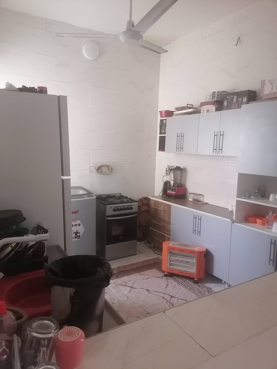 بيت للبيع 100متر حي زيتون وره عمارات عرصات سيد مكي
يتكون من استقبال صاله مطبخ غرفه حمام داخلي وخارجي بناء طابوك اساس صب
ارضيه بورسلاين كله سيراميك درجه اولئ كامل من كلشي بسمي مداور ثاني يوم شارع ١٠ متر تريده هوه واثاثه او بدون اثاث جاهز للسكن رقم***********
سعر 37 بدون اثاث 42 هوه اثاثه وبي مجال شارع تبليط واناره
