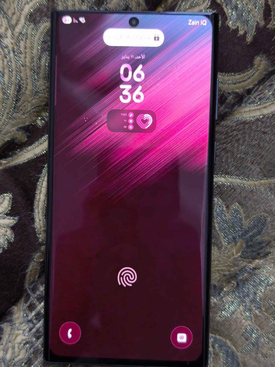 s22 الترا 
ذاكرة 128
رام 8+8
قلم شغال +بصمه وجه + بصمه اصبع كله شغال 
مبدل شاشة الاصلية شرط ما بيها اي فرق الوان طبق الاصل 
والكاميرا الامامية بيها تراب يرادلها تنضيف 
السعر يمكم نزل سعر حض وبخت 
موجود ماسنجر 
و واتساب ***********
