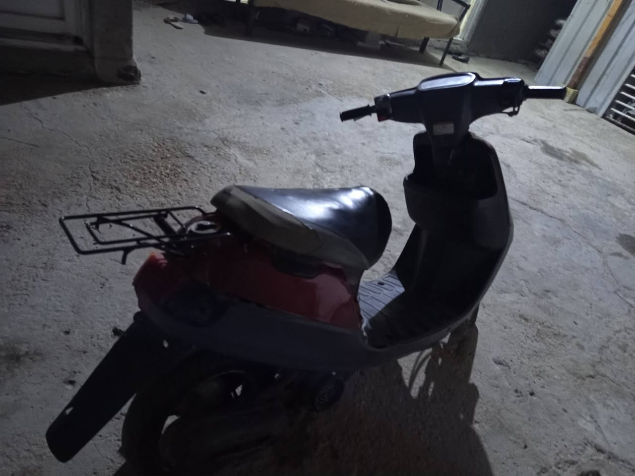 السلام عليكم  دراجه بطه مكفوله شغاله السعر ب150للستفسار اتصال ***********
