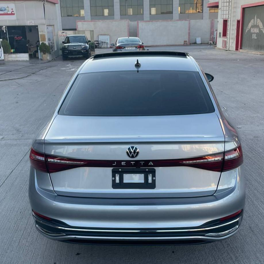 ڤۆلکسواگن جیتا 2025 مواسەفات SEL
یەک پارجەی سبوخە
جەملخی پیشەوە
5 مایل ڕۆشتوە 
گیرومەکینە بەشەرت 

سعر لە کۆمێنت داوابکە ڕاستەخۆ بۆت دیت 📩 

 زۆربەجوانی پاکی ماوە 
هیچ خەلەلیکی تیدا نییە 

ژمارەی خاوەنی 
***********
