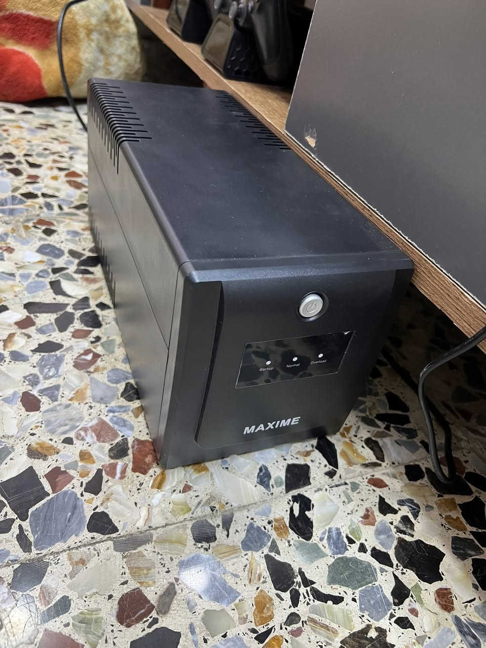 بلي ٥ سلم نضيف وياه ملحقاتة ups 1500+ألعاب فيفا ٢٤ وباتلفيلد٦  وحساب بي ألعاب دلتا فورس والعاب مختلفة +قاعدة شحن وتبريد وحاملة بلي واضاءة rgp + سماعة محيطية وملحقاتة موجودة كراتينهن كلهن 
السعر ٩٢٥ وبي مجال المكان بغداد مدينة الصدر


**إذا كنت صاحب هذا الإعلان وتريد حذفه لأي سبب، رجاءا أرسل رسالة إلى الدعم الفني**