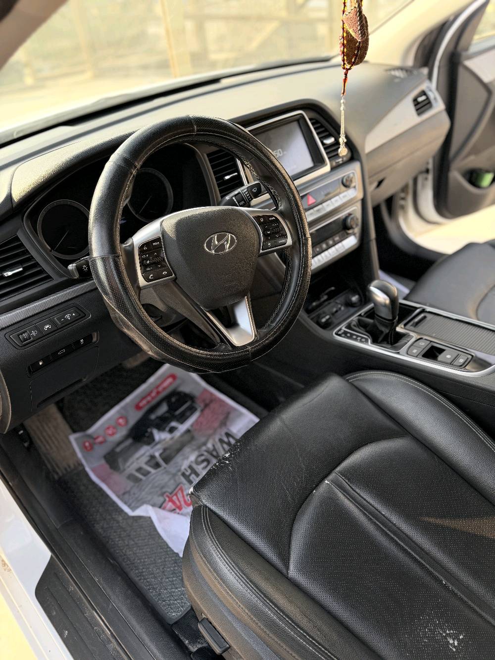 الديوانية
قطعتين مصبوغة 
موديل 21
بصمة ترحيب مري شفط 
شاشه تحكم قيادة حساسات خلفية
غاز خط واحد 