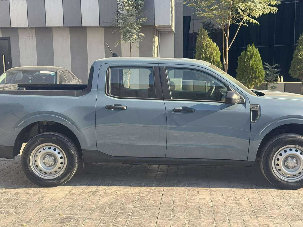 🔥 للبيع Ford Maverick 2023 🔥
💰 السعر: ١٨٥ ورقة

✅ موديل 2023

✅ محرك 2.5 لتر هايبرد اقتصادي

✅ جير أوتوماتيك

✅ شاشة لمس

✅ كاميرا خلفية

✅ Apple CarPlay و Android Auto

✅ مثبت سرعة

✅ أنظمة أمان متعددة

✅ 5 مقاعد

✅ اقتصادية جداً بالوقود

✅ مناسبة للاستخدام اليومي والسفر

🚗 السيارة بحالة جيدة جداً وجاهزة للفحص

ℹ️ ملاحظة:

السيارة وارد أمريكي بدون دواخل الصور الحادث موجودة 

💵 السعر المطلوب ١٨٥ ورقة 

الفحص خير دليل، والبيع للمشتري الجاد
الرقم التلفون واتساب ***********
