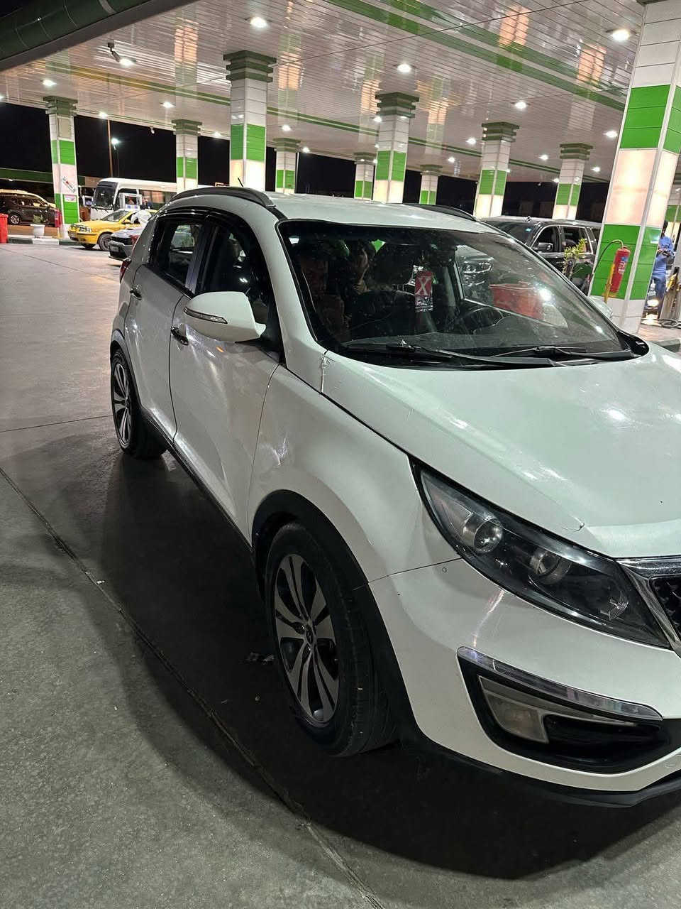 سبورتج موديل ١١ سليمانيه تحويل موباشر صبغ عام كير محرك جديد تخم تاير صدر جديد سياره جهزه اي نقص مابيه بهه جاملغ أمامي وخلفي بس عنوان بغداد سبع قصور السعر ١٠٥ اريد ابيع 
***********
