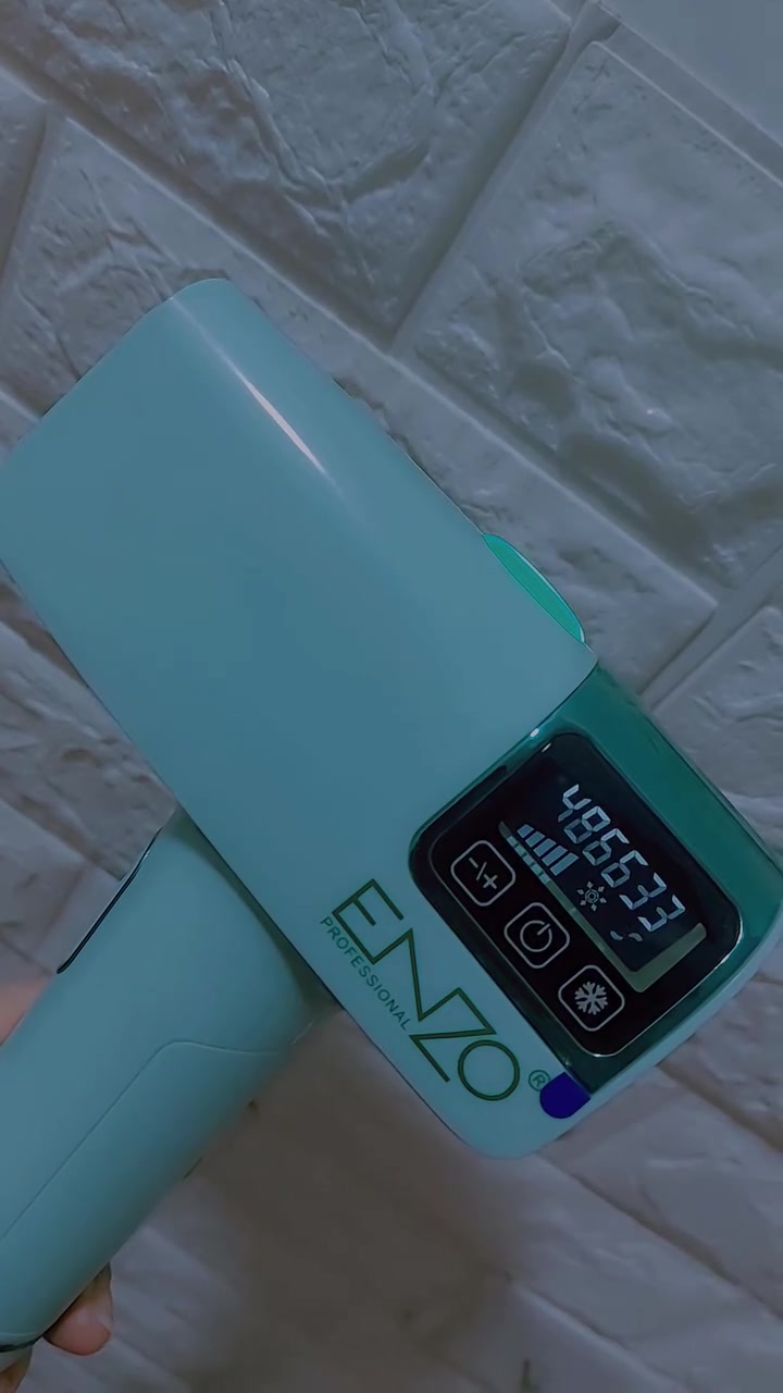 جهاز ليزر منزلي ماركة Enzo استعمال مرتيين باب اول مو الاصدارات الجديده اخذته اول ما نزل ب٣٠٠ والاصدارات الباقيه صارت ارخص اريده ب٨٠ يوجد توصيل لجميع المحافظات


**إذا كنت صاحب هذا الإعلان وتريد حذفه لأي سبب، رجاءا أرسل رسالة إلى الدعم الفني**