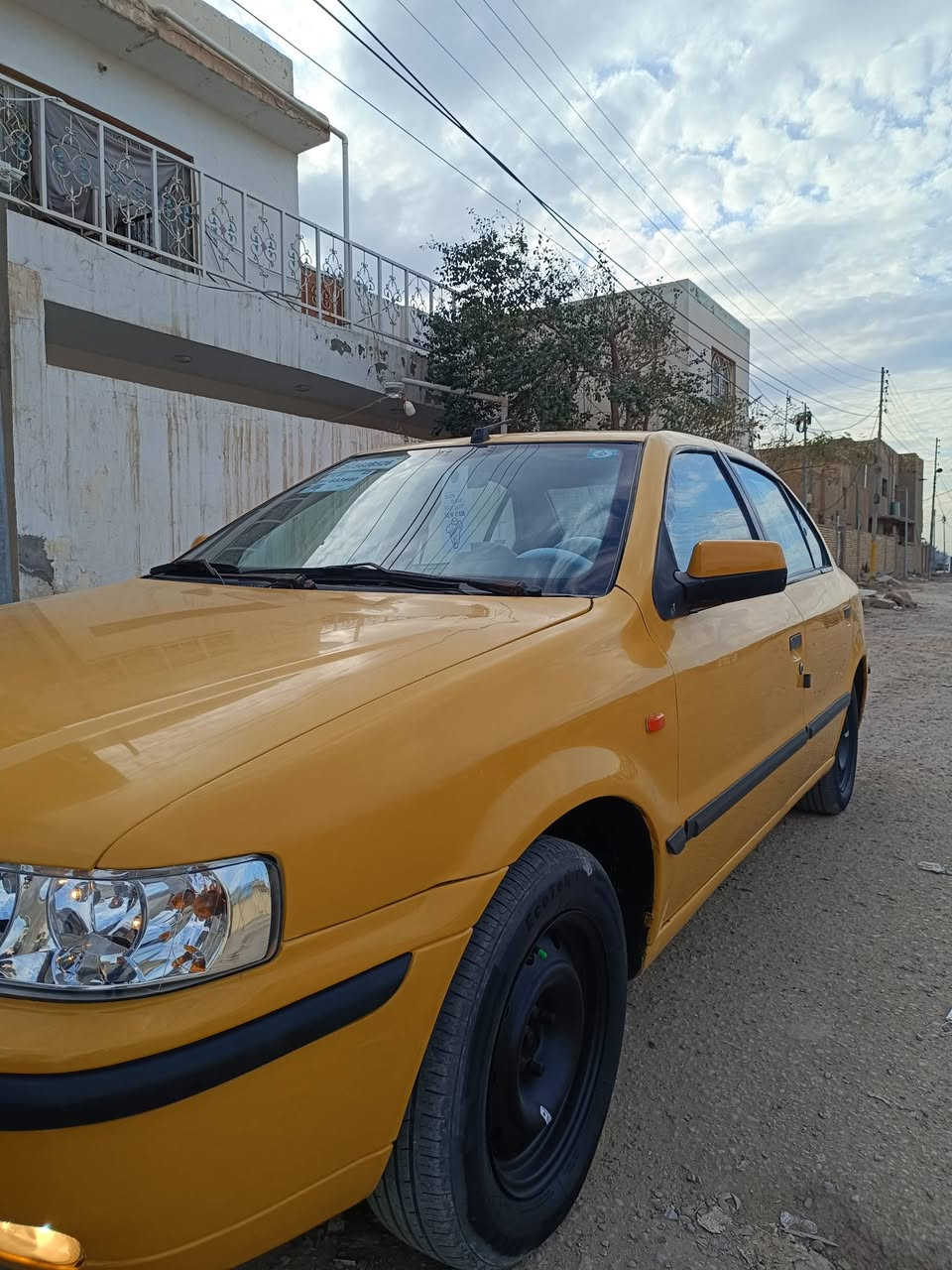 السلام عليكم
سمند موديل 2010 هيئة وغرامات مصفرة سنوية لل 2030 رقمها انگليزي مكينة بيها خيط بخار حدادية جديدة تخم تاير 

السعر 32$ مكاني الديوانية وبيها مجال قليل للشراي 

رقم الهاتف / ***********
