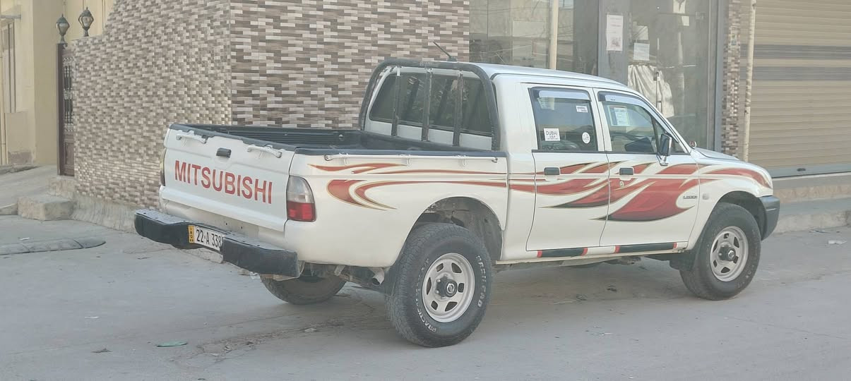 پیکاب مستربووشی دەبڵ ئەکسل مودێل2002
ژم ***********
شوێن سلێمانی نرخی ٥٥گەڵا
مەکینەی گۆڕاوە بە مەکینەی وێنجی گێڕ عادی دەبڵ ئەکسل ئیش دەکات سەیارەکە بانزینە
دەعم ی لێدراوی نیە نموونەیە لەجوانی
تاغم پێشی تندو تۆڵە
تەبریدی بەشەرت
سەنەوی تازە بەسەر چوە تەحویل و غرامە بەشەرتە حجزی بەغداش بەشەرت السليمانية, العراق
