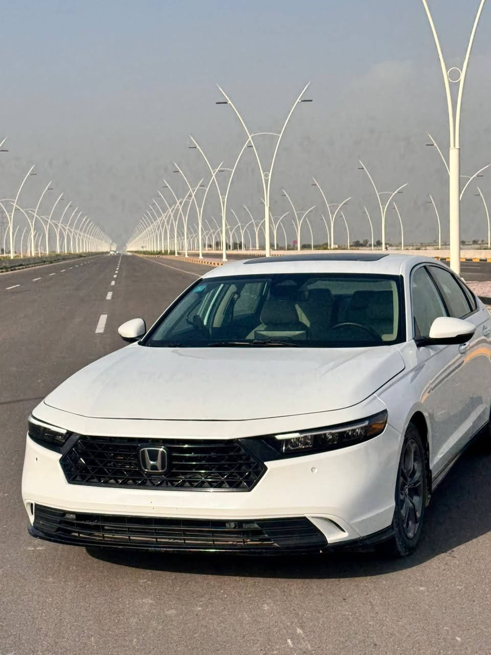 اجمل ما صممت شركة هوندا تخيل بحجم الامبالا من الداخل كعدة رئاسية بمحرك مزدوج. كهرباء وبانزين

بسعرر تنافسي #بسعر__k5

هوندا اكورد 2023  EXL

 رقم بغداد

ماشيه 30.000ميل

مواصفات معروفة EXL

• مكينة هايبرد

• شفتات ستيرن

• شاشة كبيرة

•فتحة سقف

• كاميرا خلفية

• كشنات تدفئة

كشنات ذاكرة

4 وضعيات قيادة

• مانع تصادم

• محدد مسار

• تصحيح مسار

• شفتات بالستيرن

• مثبت سرعة

• مانع انزلاق

• دخول ذكي

قفل ذكي

• إنارة ترحيبية

• هندبريك كهرباء

• حساسات مطر

• أوامر صوتية

. تشغيل عن بعد

وهوايه مواصفات

وبعد بيها هواي مواصفات جاهزة مابيها نقص 

السيارة مكانها سامراء

 حادثها فقط بنيد بدون دواخل بدون ايربك 
اي استفسار اتصال 

‏‭***********
