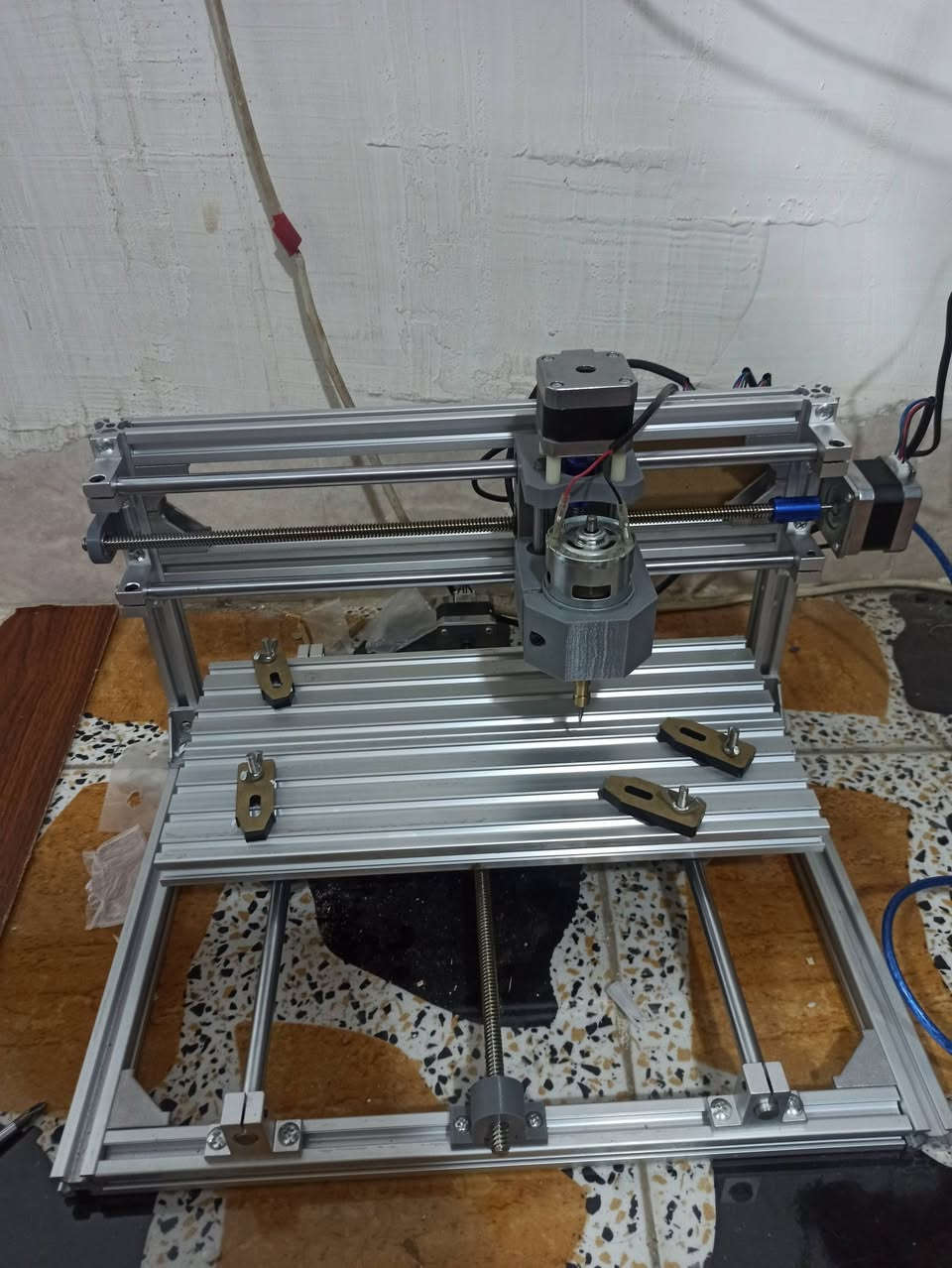 اخوان عندي جهاز cnc للبيع مشتري جديد بالكارتون ماعرف استخدم هم ماجني شغل عليه اريد ابيع سعر 270 بي مجال
تطبع يحفر ع كلشي ولكن بشغلات بسيطه مو استخدام قوي على ماعتقد


**إذا كنت صاحب هذا الإعلان وتريد حذفه لأي سبب، رجاءا أرسل رسالة إلى الدعم الفني**