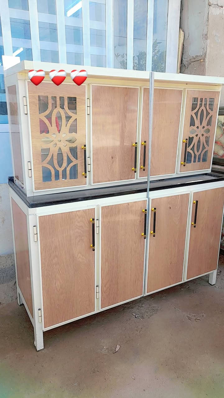 توجد انواع الكاونترات والسنكات بمختلف الاحجام والقياسات وحسب الطلب 
للاستفسار:***********
