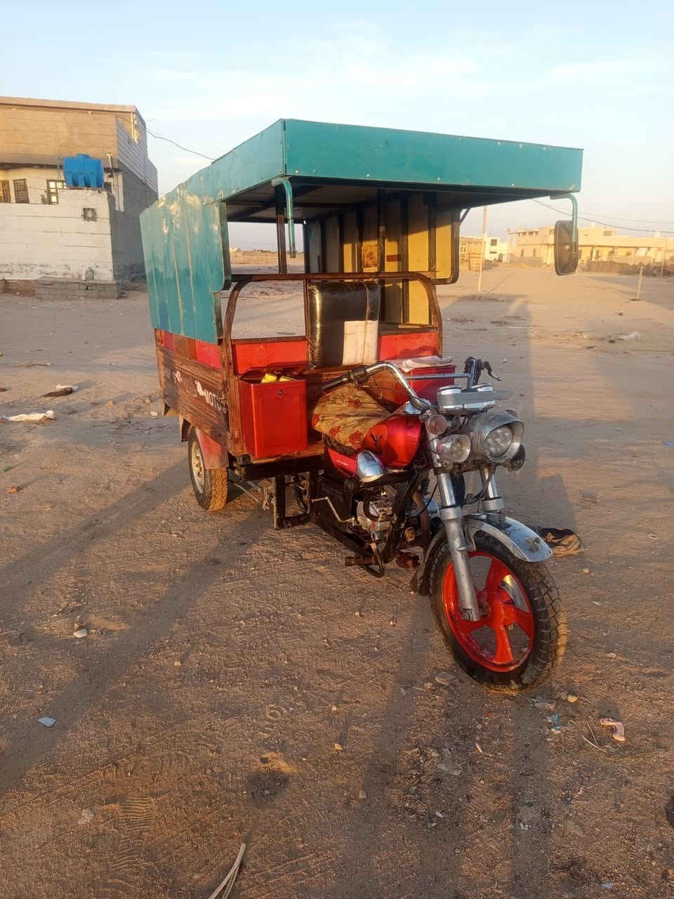 سلام عليكم ستوته للبيع موديل 2012محرك 23 أوراق كربلاء مكاتبه يم حسين مليون و 500وبيهه مجال كهربائيات كلهه شغاله الاتصال على الرقم ***********
