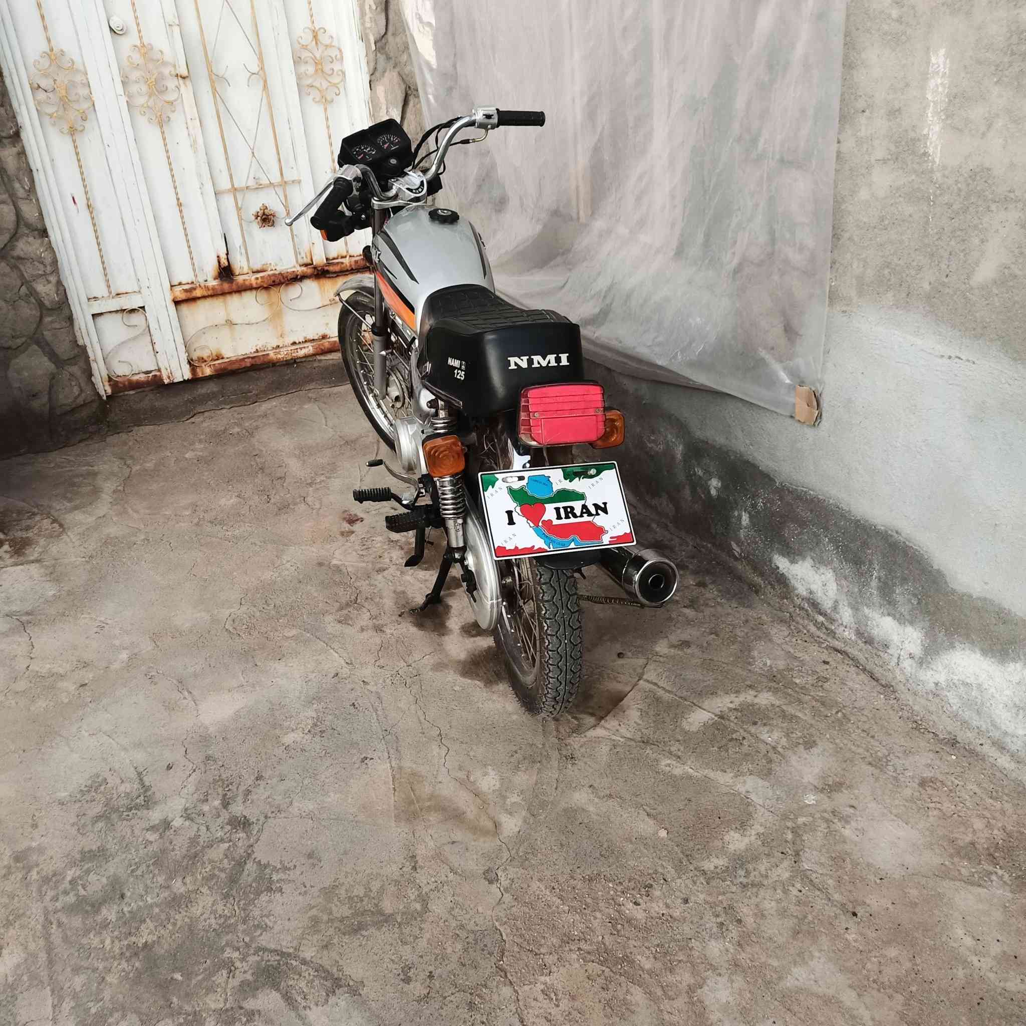 السلام عليكم.
متاح دراجه نامه باب لاول مديلل 22
اوراق لايحتهن رطوبه وبيهن ارقام ماواظحات شبه لاستنساخ  ابيع هل موجود . وكيله بشارع بغداد مجاور  سيد خلدون ثالث محل معرظ الشمس  شراي يدلل 
***********
