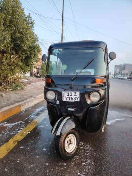 سلام عليكم تكتك موديل 22 رقم وسنويه تكتك نضيفه مكفوله من الضربه والمعجون مصبوغه جماليه فقط مكينه خرسه سبانه مامدود عليه كشره كلش حلو تخم تاير جديد  وياله جدد منضومه زنون بيه السعر 10 وبيه مجال شراي يشلع عيوني ***********
