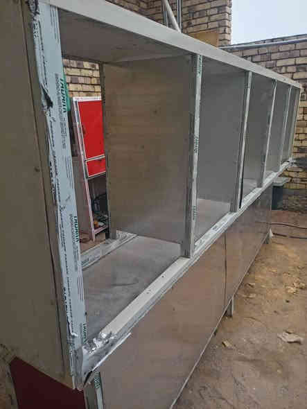 ميزين المنيوم للبيع سوق الشيوخ *********** سعر ٢٥٠
