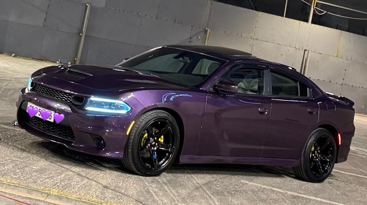 جارجر 2022 sxt plus رقم بغداد جديد 

فول مواصفات ماشية 60 الف ميل 
-السيارة
- فتحة سقف 
-داخل جلد ابيض 
-بصمة 
-شاشة 
-كاميرا 
-تخم تاير 
-صدر جديد 
- فجوج برمبو اصلي 
-لحاية 
 
السيارة احلى من الصور كاعدة 

(صبغ عام شرط بدون شاصي ولغد وگص ولا مگلوبة )❗️❗️

السعر (( 180 )) بيهه مجال قليل 

بغداد -📍
***********
