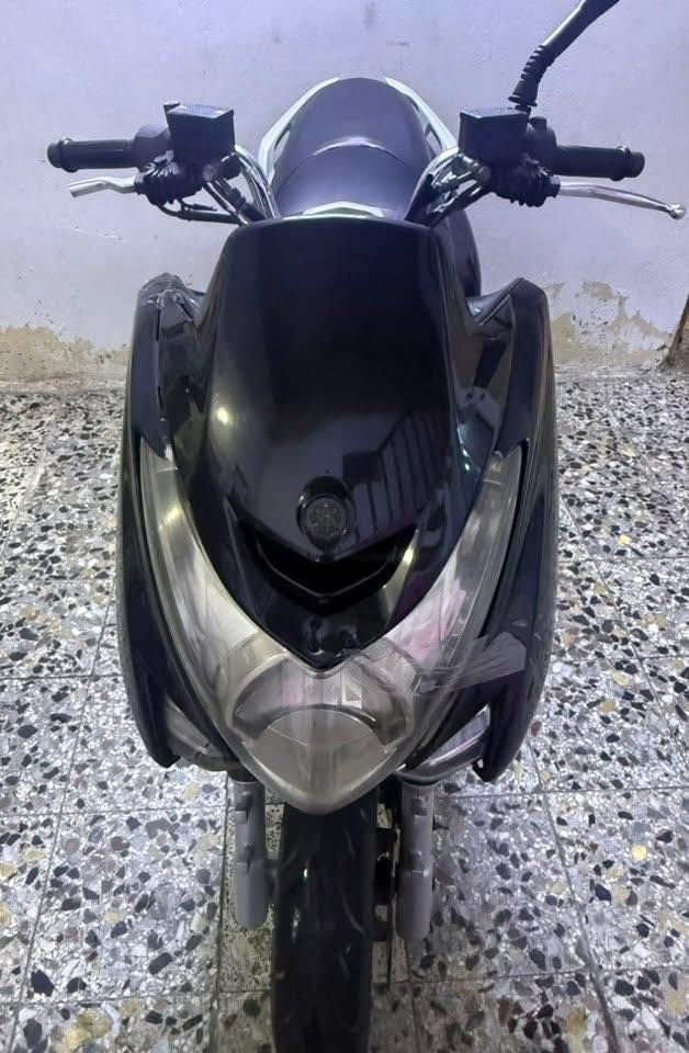 السلام عليك دراجه ماجسته 2015sدراجه نضيفه معدل شلعه محرك 155cc  رقم *********** متواجد واتساب
