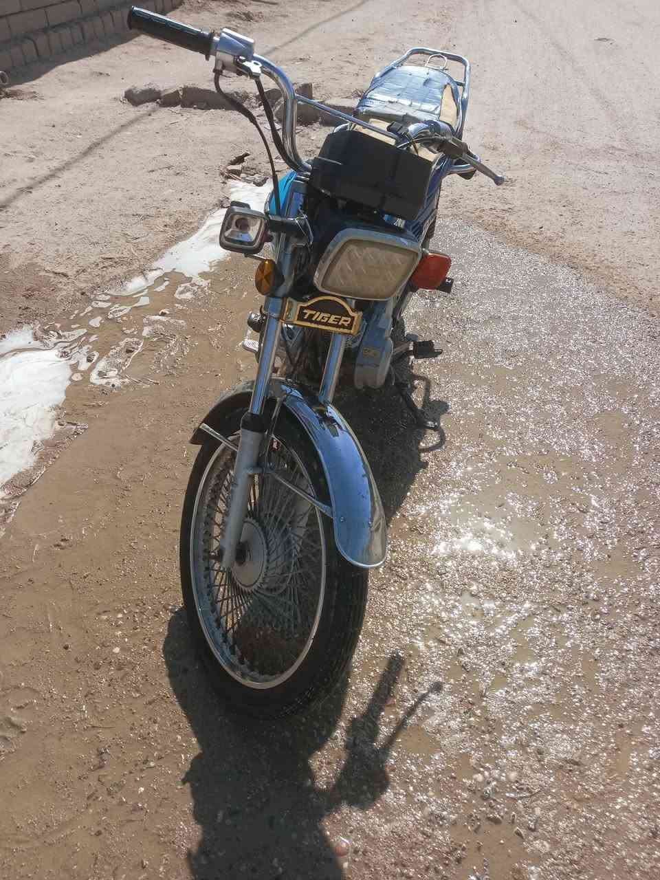 دراجه للبيع ادوات مكفولة بالعشائر 2022مامفتوحه كهربائيات كله شغاله قفل سكان موجود ب400وبيها مجال مكاني البصره قضاء المدينه


**إذا كنت صاحب هذا الإعلان وتريد حذفه لأي سبب، رجاءا أرسل رسالة إلى الدعم الفني**