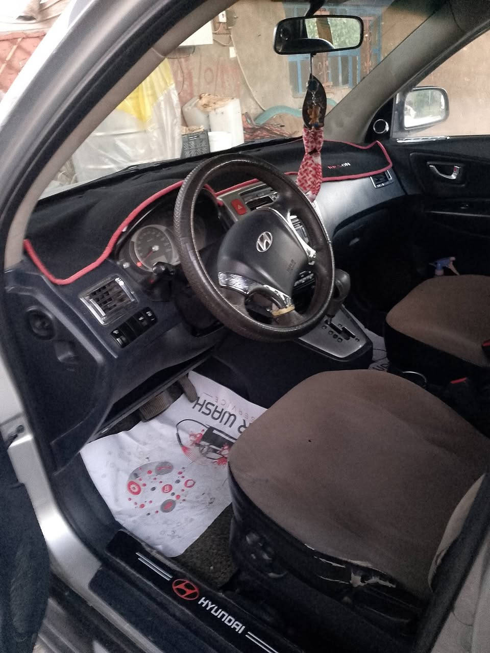 السلام عليكم
توكسان موديل 2009بغداد باسمي سنويه صاقطه صار ثلاث اشهر كير محرك مكفوله من الصبغ والتبديل ماعدا تعديل على البارد الباب الخلفي جهة السائق بيها تعديل على البارد رايدها 115وبيها مجال بغداد كاظميه شاطئ التاجي قرب جسر المثنى وهذا رقمي انصل وبيك خير تدلل ***********
