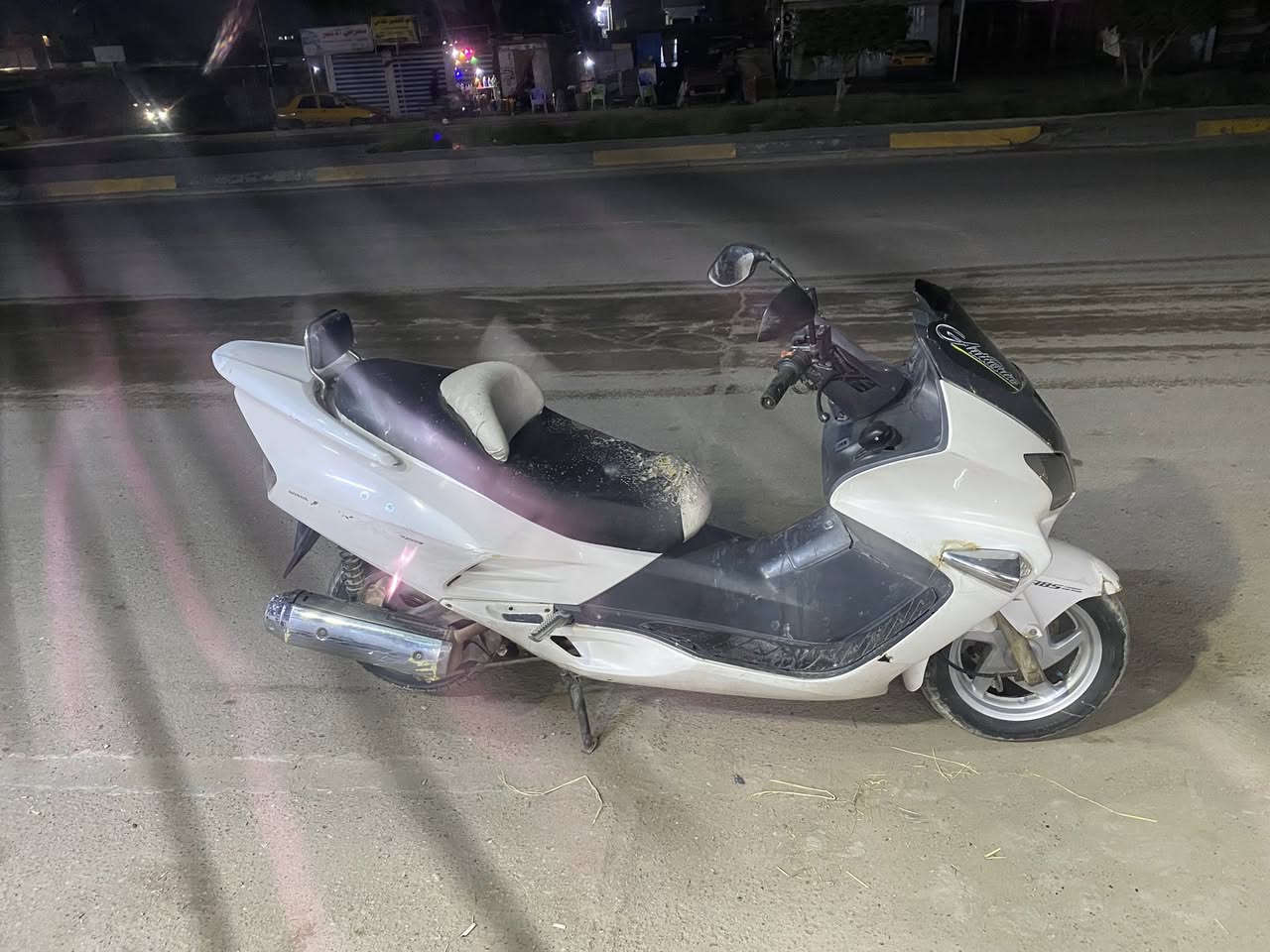 سلام عليكم.
دراجه 06 للبيع.  

دراجه كامله  نقصها بس باتري 

مكينه مامفتوحه  

مكانها بغداد حي النصر 

***********. 📞
