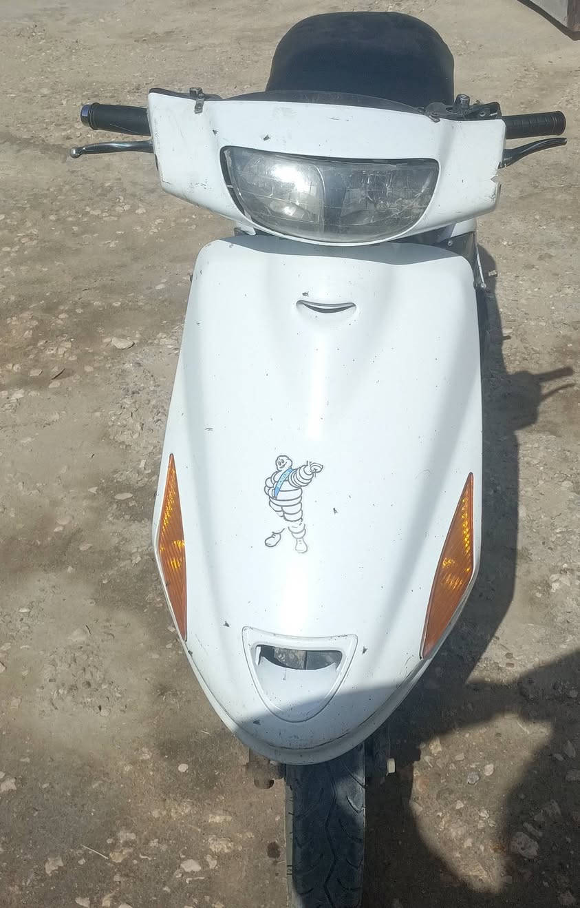 دراجه للبيع السعر 200قفل دراجه شغاله مجفته مره وحده  مكاني ديوانيه رقمي ***********
