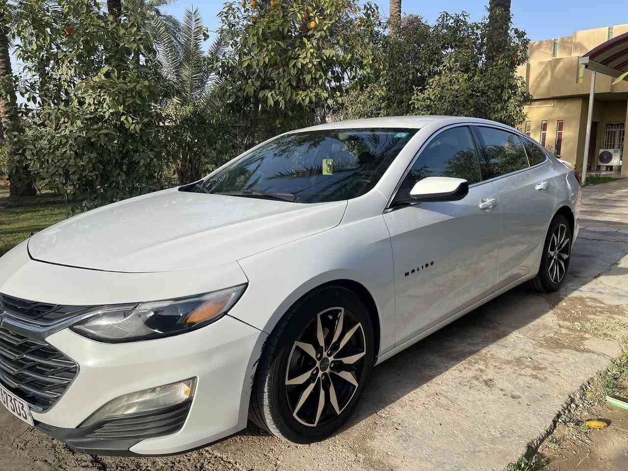 السلام عليكم
ماليبو موديل 24 بدون حادث قطرة صبغ ما بيه

سعر 125 قفل  

رقم الهاتف ***********
