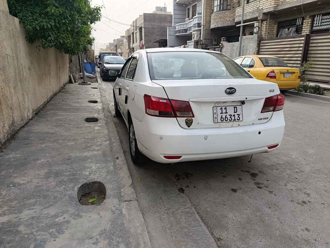 السلام عليكم
BYD
موديل 2012 محرك1800
محرك وكير خير من الله كشرها حلو بيها ملاحظات بسيطة 
تبريد جاهز صدرها الامامي فقط نص عمر والصدر الخلفي جديد رقم بغداد 
فول مواصفات تنتة بصمه شاشة 
مكاني بغداد حي الجهاد والتحويل ثاني يوم 

السعر 45$ وبيها مجال 

للأستفسار ***********
